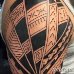 Fénykép a tetoválásról 2018.09.17. №152 - vonal tetoválás -