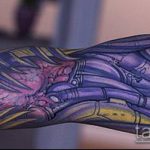 A szerves tetoválás # 223 a minta klassz változata, amely sikeresen használható a szerves anyagok feldolgozására és felhelyezésére a lábakon tetoválásként