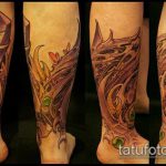 organikus tetoválás 656. sz. - a minta egyedi változata, amely sikeresen használható a szerves anyagok feldolgozására és felhelyezésére a lábakon tetoválásként