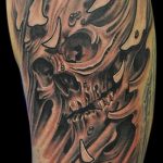 organikus tetoválás № 984 - a minta exkluzív változata, amely sikeresen használható az organikus anyagok átalakítására és felhelyezésére tetoválásként a lábán