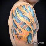 A szerves tetoválás # 211 a minta hűvös változata, amely könnyen használható a szerves lótusz tetoválás véglegesítéséhez és alkalmazásához