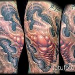 szerves tetoválás 88 -as szám - a minta exkluzív változata, amely könnyen használható változtatásra és szerves tetoválásként a lábára