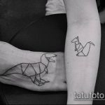 Az origami tetoválás # 314 egy dizájn hűvös változata, amely jól használható a tetoválás origami feldolgozásához és alkalmazásához