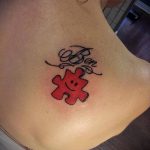 tetováló puzzle 333 - a minta érdekes változata, amely jól használható felülvizsgálatra és alkalmazásra tetováló puzzleként két személy számára