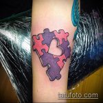 893 -as tetováló puzzle - a minta exkluzív változata, amely sikeresen használható a nyak tetoválási feladványának átalakítására és alkalmazására