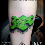 846 -os tetováló puzzle - a minta exkluzív változata, amely könnyen használható átalakítására és tetováló puzzle -ként történő felhelyezésére a karon