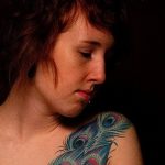 fotó páva toll tetoválásról, kelte: 2018.06.26. №315 - tetoválás pávatoll -