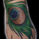 fotó egy pávatoll tetoválásról, kelte: 2018.06.26. №257 - tetoválás pávatoll -