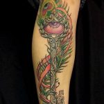 fotó egy pávatoll tetoválásról, kelte: 2018.06.26. №247 - tetoválás pávatoll -