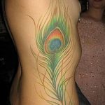 fotó egy pávatoll tetoválásról, kelte: 2018.06.26. №045 - tetoválás pávatoll -