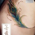 fotó egy pávatoll tetoválásról, kelte: 2018.06.26. №090 - tetoválás pávatoll -