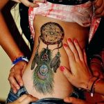 fotó egy pávatoll tetoválásról, kelte: 2018.06.26. №123 - tetoválás pávatoll -