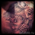 fotó tetoválás portré egy lányról - Santa Muerte változata