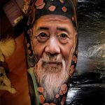 reális tetoválás portré öreg ember arcával