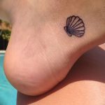 fotó egy kagylótetoválásról, kelt 2017.10.07. №093 - tetoválóhéj -