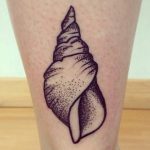 fotó egy kagylótetoválásról, kelt 2017.10.07. №103 - tetoválóhéj -