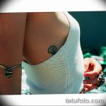 fotó egy kagylótetoválásról, kelt 2017.10.07. №128 - tetoválóhéj -