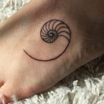 fotó egy kagylótetoválásról, kelt 2017.10.07. №134 - tetoválóhéj -