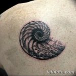 fotó egy kagylótetoválásról, kelt 2017.10.07. №151 - tetoválóhéj -