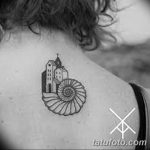 fotó egy kagylótetoválásról, kelt 2017.10.07. №179 - tetoválóhéj -