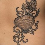 fotó egy kagyló tetoválásról, kelt 2017.10.07., 009 - tetoválóhéj -