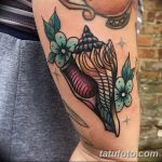 fotó egy kagylótetoválásról, kelt 2017.10.07. №036 - tetoválóhéj -