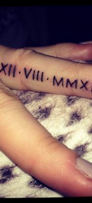 фото татуировка римски цифри 05.03.2019 №041 - фото татуировка римски цифри -