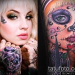 A muertos tetoválás # 755 a minta klassz változata, amely könnyen használható feldolgozásra és muertos tetoválásként a karra