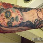 muertos tetoválás №909 - a minta exkluzív változata, amely jól használható átalakítására és muertos ujjú tetoválásként történő alkalmazására