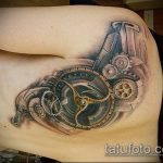 A steampunk tetoválás # 969 a minta érdekes változata, amely sikeresen használható változtatásra és alkalmazásra, mint steampunk tetoválás a vállán