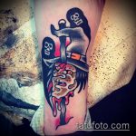 fotó a 70 -es számú boszorkány tetoválásról - a minta méltó változata, amely sikeresen használható a boszorkány tetoválásaként történő feldolgozására és alkalmazására az előre néző seprűnyélre