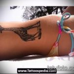 Fajna wersja gotowego tatuażu żyrafy - rysunek nadaje się do tatuażu żyrafy na plecach