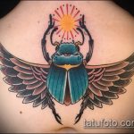 A bogár tetoválás érdekes változata - a rajz egy skarabeus bogár tetováláshoz alkalmas