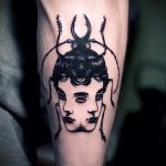 A kész bogár tetoválás egyedülálló példája - a rajz bogár tetováláshoz alkalmas