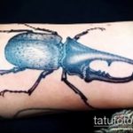 A meglévő bogár tetoválás eredeti változata - a rajz alkalmas a bogár tetoválására a karon