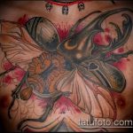 A meglévő bogár tetoválás tesztverziója - a rajz alkalmas a bogár tetoválására a karon