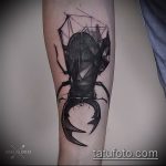A kész bogár tetoválás hűvös változata - a rajz alkalmas a bogár tetoválására a karon