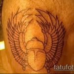 Egy meglévő bogár tetoválás egyedi változata - a rajz alkalmas egy skarabeus bogár tetováláshoz