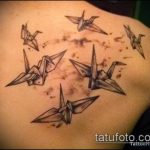 Az elkészült darutetoválás érvényes változata - a rajz alkalmas daru tetováláshoz a csuklón