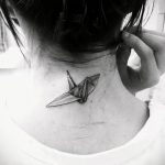 A kész daru tetoválás érvényes változata - a rajz alkalmas gólya vagy daru tetováláshoz