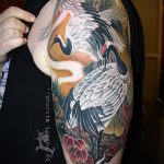 A tetovált daru egyedülálló példája - a rajz alkalmas papír daru tetoválásra