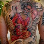 Hűvös példa a darutetoválásra - a rajz alkalmas daru tetoválásra a csuklón