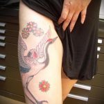 Egy érdekes példa a kész darutetoválásra - a rajz alkalmas daru tetoválásra a lábán