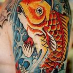 A kivitelezett aranyhal tetoválás eredeti változata - a rajz alkalmas egy aranyhal tetoválásra egy lány számára