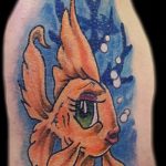 A meglévő aranyhal tetoválás eredeti változata - a rajz alkalmas egy aranyhal tetoválásra a lapockán