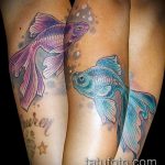 Az alkalmazott aranyhal tetoválás hűvös változata - a rajz alkalmas egy aranyhal tetoválásra a lábán