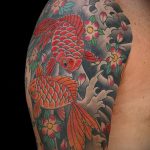 Egy érdekes példa egy aranyhal tetoválásra - a rajz alkalmas egy aranyhal tetoválásra egy lány számára