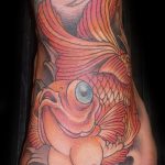 Egy érdekes példa a kész aranyhal tetoválásra - a rajz alkalmas egy aranyhal tetoválásra horgon