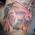 A meglévő aranyhal tetoválás menő változata - a rajz alkalmas aranyhal tetoválásra a csuklón