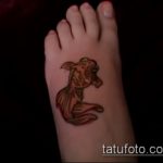 Az aranyhal tetoválás egyedülálló példája - a rajz alkalmas egy aranyhal tetoválásra egy lány számára